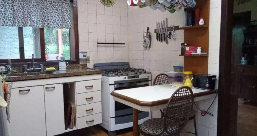 Casa à venda em jandira, nova higienópolis, com 2 suítes, com 287 m², condomínio nova higienópolis