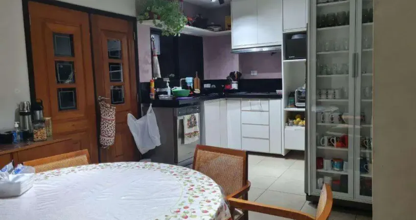 Casa à venda em cotia, colinas de são fernando, com 4 quartos, com 250 m²