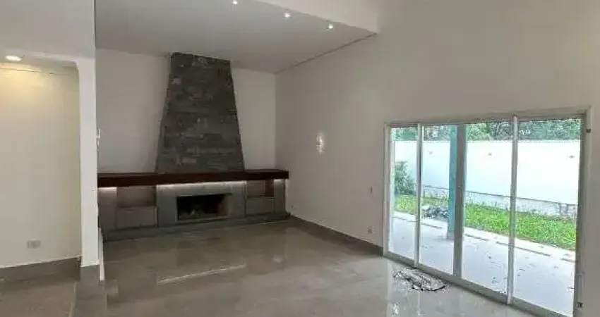 Casa com 4 quartos  - Centro Comercial Jubran - Barueri/SP