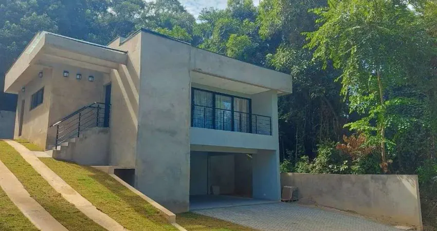 Casa com 3 dormitórios à venda, 250 m² por R$ 1.700.000,00 - São Fernando Residência - Barueri/SP