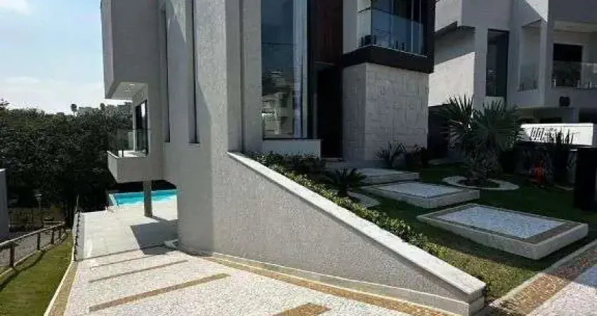 Casa com 3 Quartos - Alphaville - Santana de Parnaíba/SP