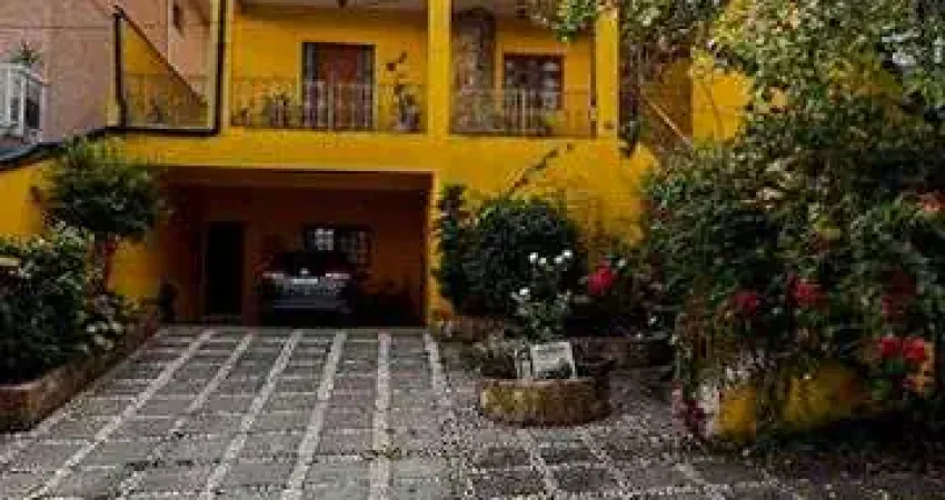 Casa com 3 dormitórios à venda, 333 m² por R$ 1.200.000,00 - Parque Nova Jandira - Jandira/SP