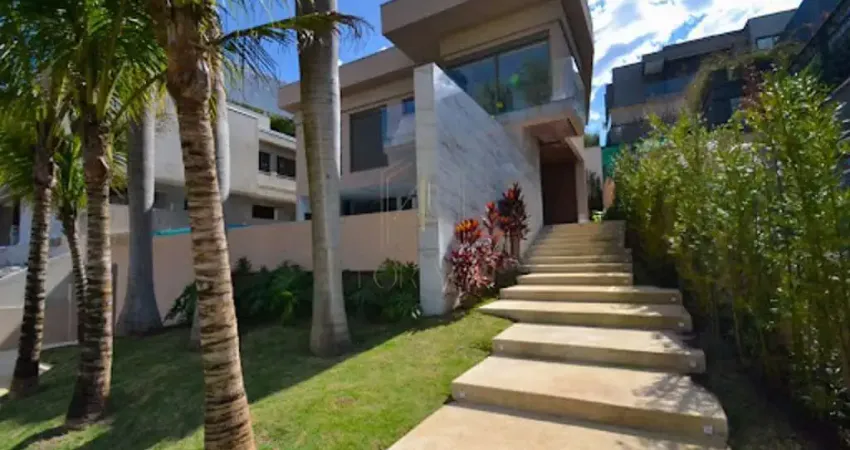 Casa com 4 dormitórios à venda, 420 m² por R$ 6.800.000,00 - Tamboré - Santana de Parnaíba/SP