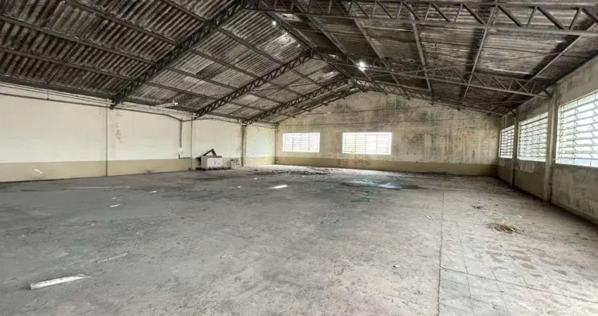 Galpão para alugar, 1300 m² por R$ 5.000,00/mês - Vila Morellato - Barueri/SP