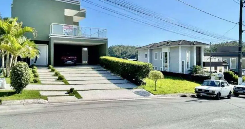 Casa com 3 dormitórios à venda, 440 m² por R$ 1.750.000 - Jardim Colibri - Cotia/SP