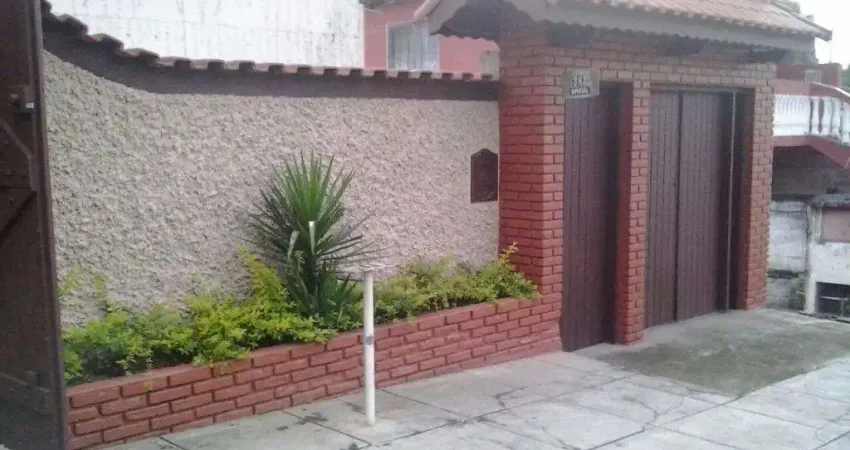 Casa com 4 dormitórios à venda, 300 m² por R$ 650.000,00 - Jardim Regina Alice - Barueri/SP
