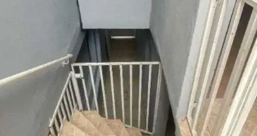 Casa com 1 dormitório para alugar, 50 m² por R$ 1.533,33/mês - Parque Esmeralda - Barueri/SP