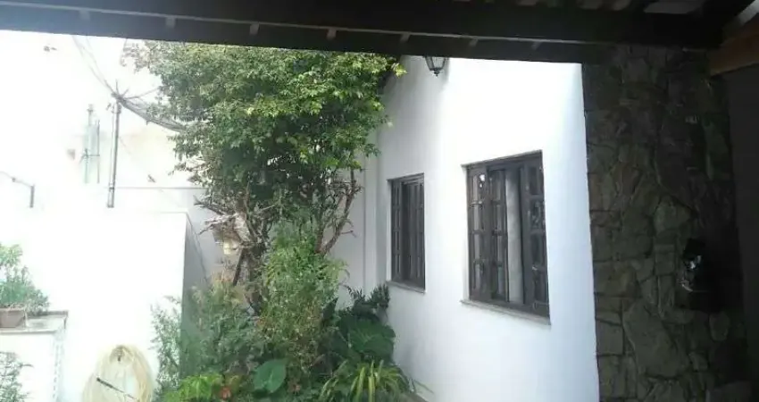 Casa com 3 dormitórios à venda, 275 m² por R$ 1.400.000,00 - Jardim Silveira - Barueri/SP