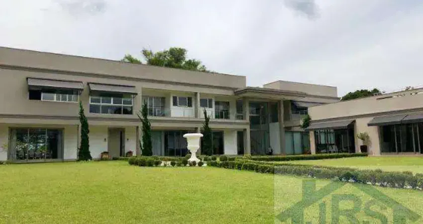 Sobrado à venda em cotia, granja viana, com 5 suítes, com 1500 m²