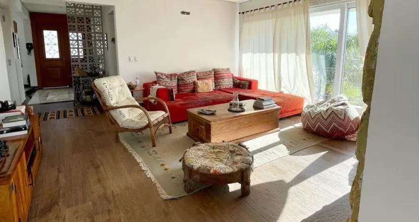 Casa à venda em santana de parnaíba, residencial burle marx, com 3 suítes, com 500 m²