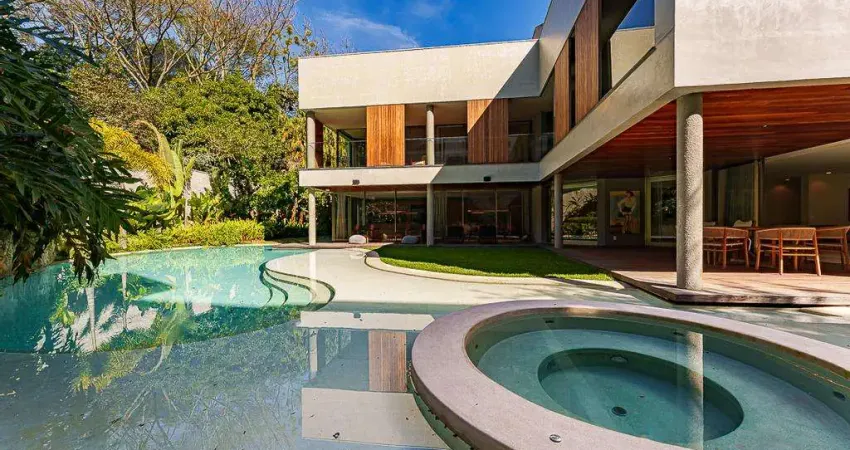 Casa à venda em barueri, alphaville industrial, com 3 suítes, com 895 m², tamboré um