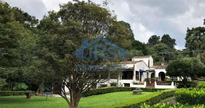 Sobrado à venda em cotia, granja viana, com 4 suítes, com 800 m², chácara do refúgio