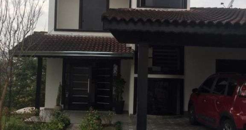 Sobrado com 3 dormitórios à venda, 200 m² por R$ 900.000,00 - Chácara Roselândia - Cotia/SP