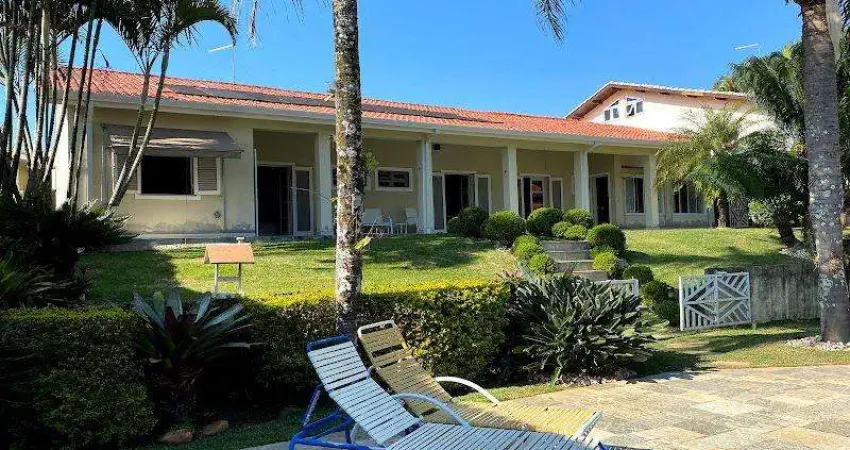 Casa à venda em cotia, granja viana ii, com 3 suítes, com 680 m², condomínio granja viana 2