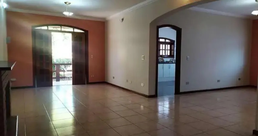 Sobrado à venda em cotia, parque paulistano, com 4 suítes, com 284.5 m²