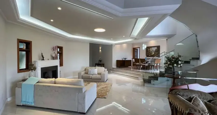 Sobrado com 4 dormitórios à venda, 697 m² por R$ 3.100.000,00 - Jardim Passárgada I - Cotia/SP