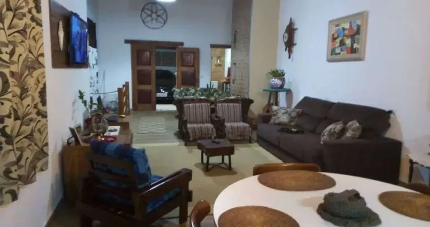 Sobrado com 4 dormitórios à venda, 270 m² por R$ 425.000,00 - Jardim Japão (Caucaia do Alto) - Cotia/SP