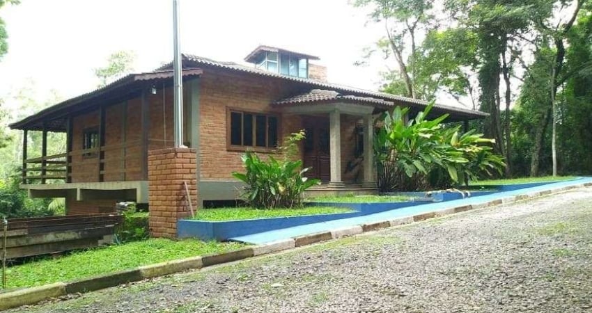 Casa com 3 dormitórios à venda, 400 m² por R$ 1.272.000,00 - Jardim São João - Jandira/SP