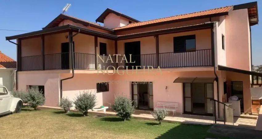 Excelente casa assobradada de esquina com 3 dormitórios no parque jambeiro em terreno de 500 m² - oportunidade!