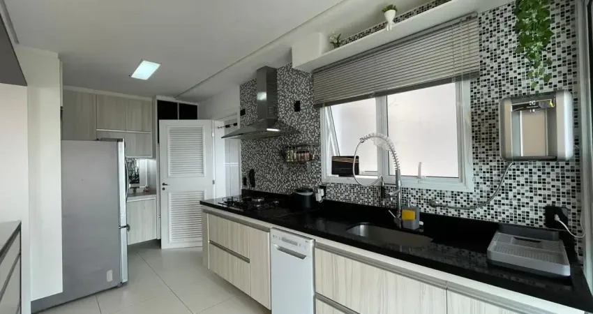 Condomínio completo andar alto com vista para o mar sendo 4 dormitórios