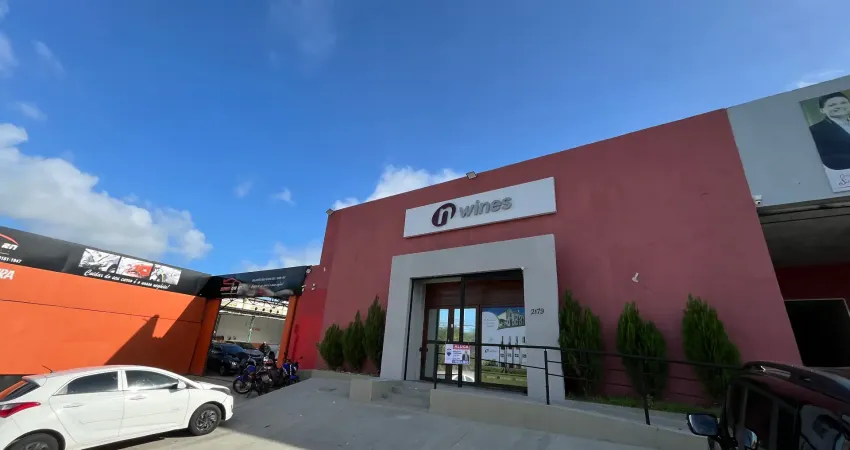 Loja comercial em candelária medindo 20 por 30 ideal para qualquer comércio