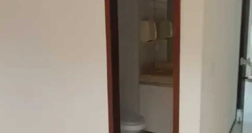 Sala comercial semi mobiliada no edifício plenarium lagoa nova