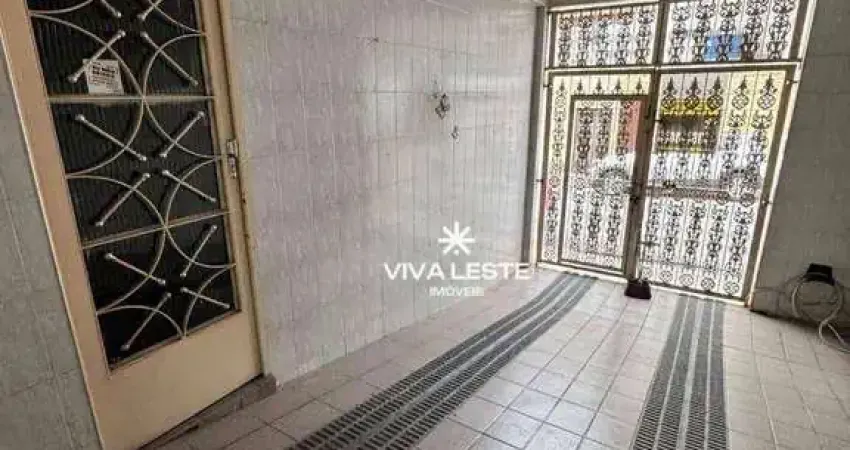 Sobrado com 3 dormitórios à venda, 180 m² por R$ 590.000,00 - Itaquera - São Paulo/SP