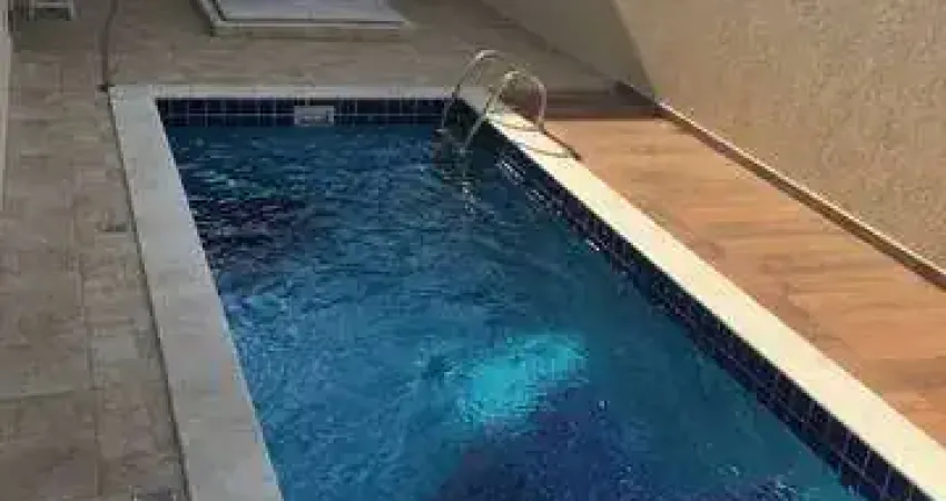 Linda casa com 3 suítes, 1 closet -piscina- cond. golden park