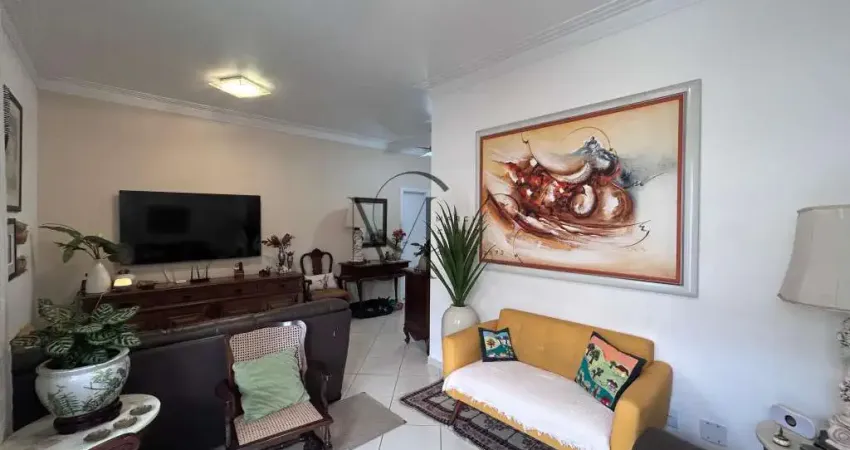 Casa com 3 quartos à venda na Rua Carlos Gomes, 52, Campo Grande, Santos