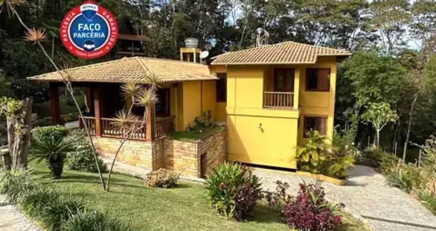 Casa à venda no condomínio fechado retiro do chalé embrumadinho