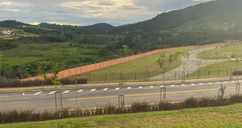Terreno à venda na Avenida Olavo Amorim Silveira, 100, Chácara Terra Nova, Jundiaí