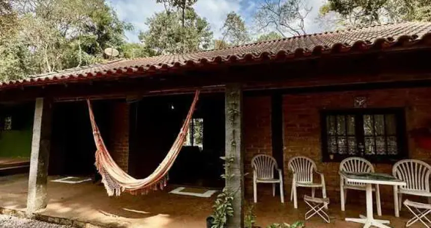 Chácara / sítio com 3 quartos à venda na Rua Um, 350, Jardim Tarantela, Jundiaí