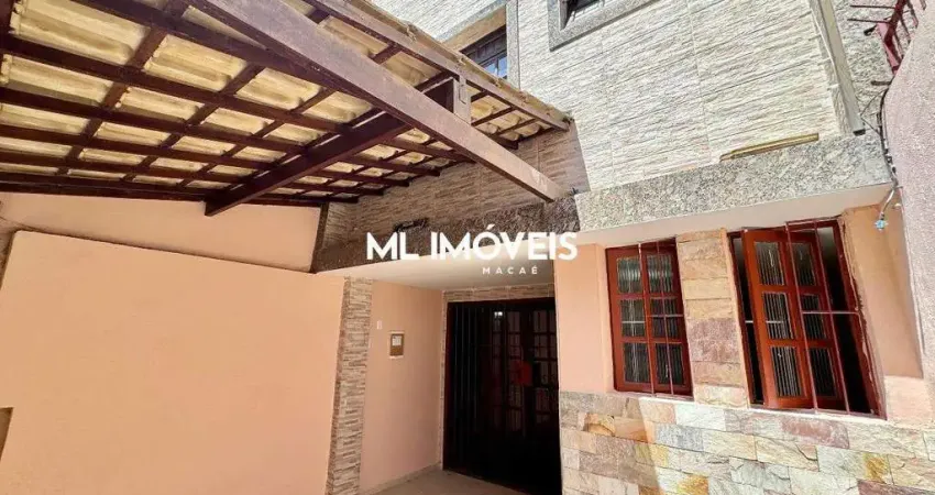 Casa com 3 quartos à venda no Imbetiba, Macaé