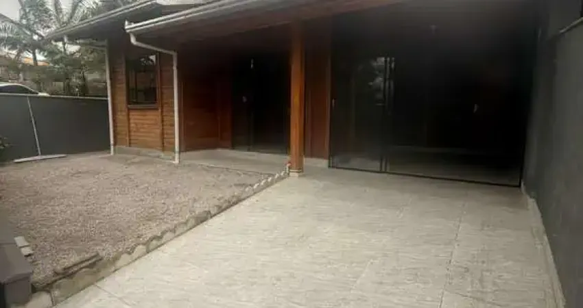 Casa para alugar na Rua Juvencio Graviz Mafra, 380, Paciência, Itajaí