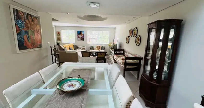 Sobrado no bairro Ahú com 188m², 3 dormitórios ( sendo 1 suíte ) e 3 vagas - Ahú - Curitiba - PR