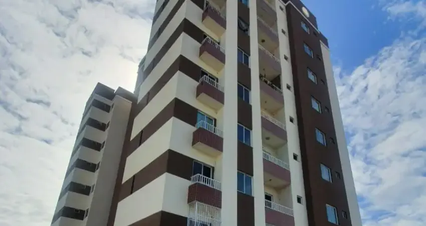 Vendo excelente apartamento no condomínio vitória regia no montese