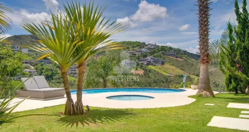 Casa com 651 m² 4 suítes à venda no condomínio vale dos cristais.