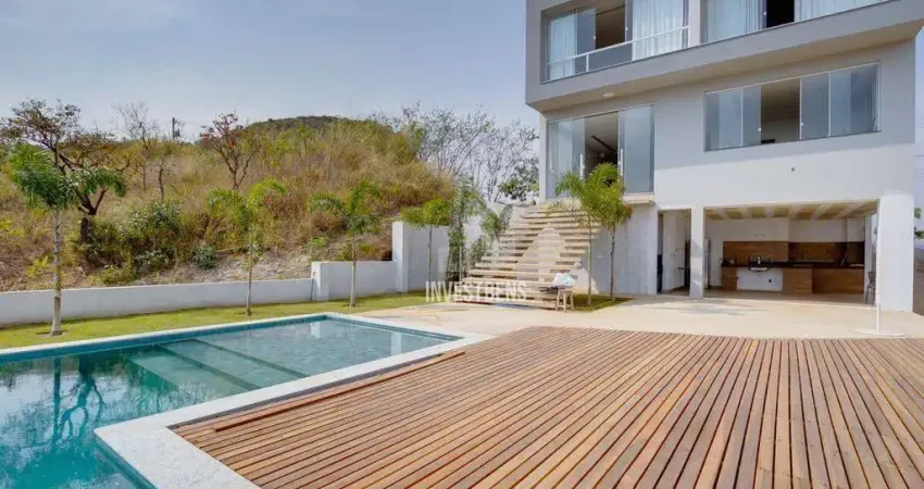 Casa em condomínio fechado com 4 quartos à venda na Rua Embaúba, Mirante da Mata, Nova Lima