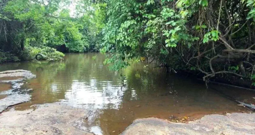 Terreno comercial à venda no Setor Central, Santa Bárbara de Goiás