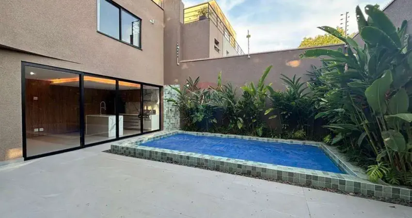 Casa com 4 quartos para alugar no Jardim Paulista, São Paulo