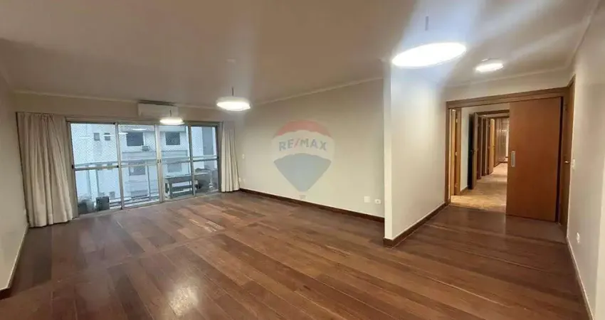 Rua Jesuíno Arruda, primeira quadra, andar alto, 214m2, 4 dormitórios, 2 vagas de garagem, lazer completo.