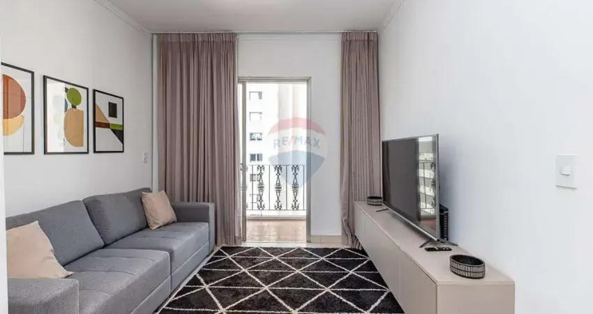 Apartamento mobiliado para locação no Itaim Bibi, 90m2, todo reformado, localização espetacular: Melhor quadra da Rua Urussuí!