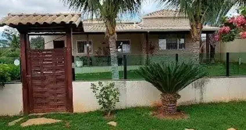 Maravilhosa casa em condomínio fechado em Lagoa Santa, porteira fechada! 31 98816 8487