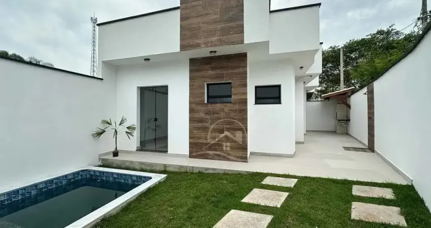 Lindo imóvel bem localizado na praia em peruibe. imóvel em peruibe, sp com piscina e próximo aos melhores comércios da cidade.