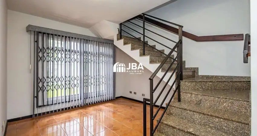 Excelente casa que pode ser usada para residencial ou comercial no bacacheri