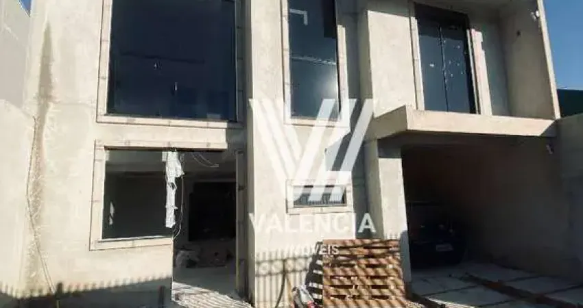 Sobrado | 3 dorm | Suíte | 2 vagas | 156 m² priv | Hauer - Curitiba/PR