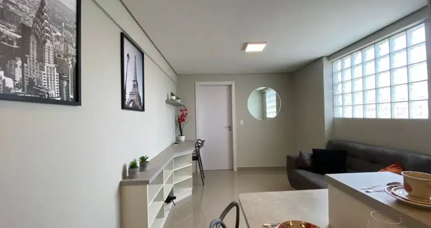 La Tour Residence | Centro | 1 quarto andar alto | Mobiliado | 34m² Priv