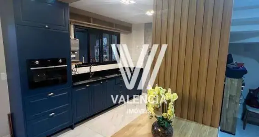 Sobrado | 3 dorm | Suíte | 2 vagas | 174 m² priv | Portão - Curitiba/PR