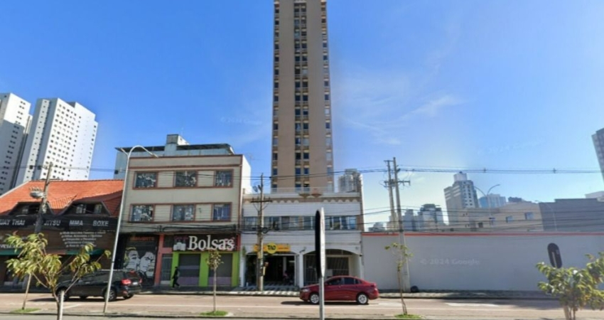 Apartamento | Semi - Mobiliado| 37 m² priv | Centro - Curitiba