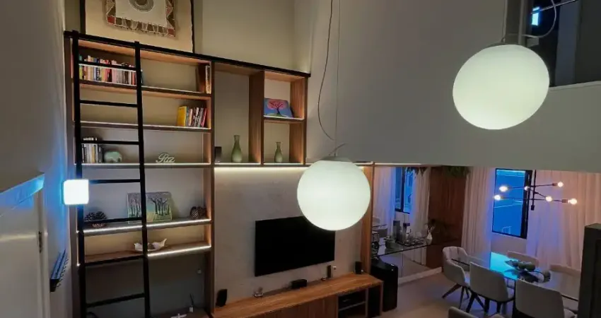 Duplex luxuoso semi-mobiliado | 2 dormitórios | 1 vaga| 102m² | cabral - curitiba/pr